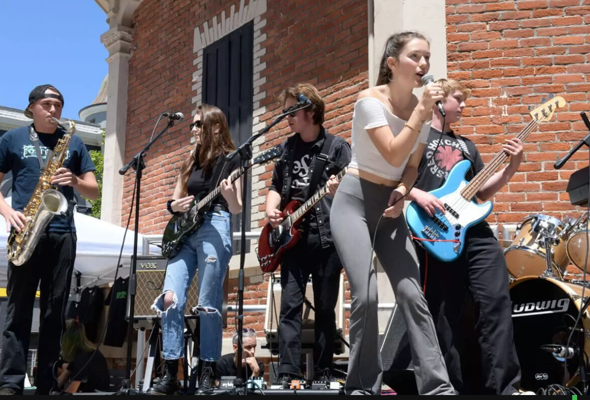 Kids Rock Out Be Natural Teen Bands ksqd