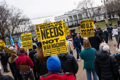 What A Week January 3rd "You Break It, You Bought It" Edition, with guest host, The Retiring Wallace Baine!